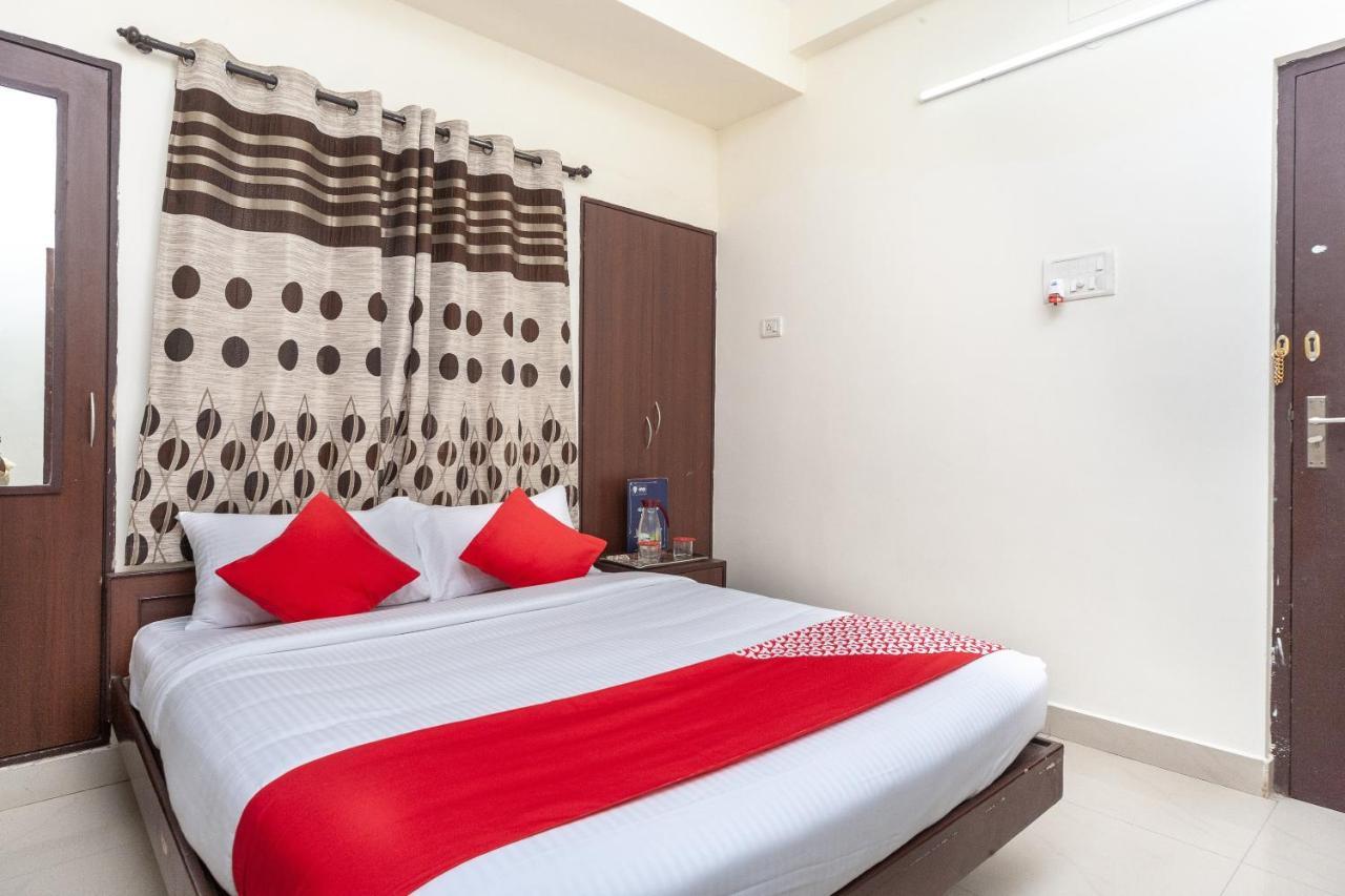 Oyo 22019 Skye Service Apartments Csennai Kültér fotó