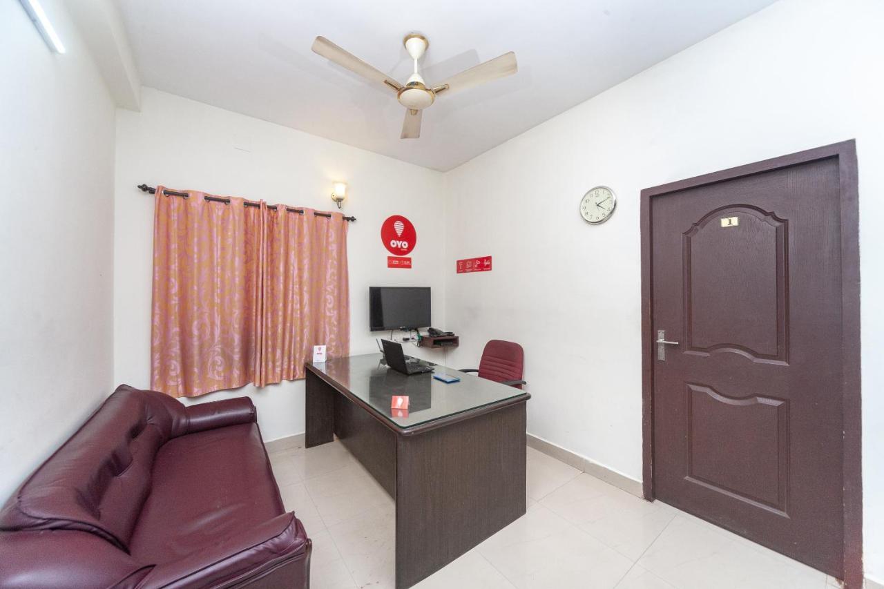Oyo 22019 Skye Service Apartments Csennai Kültér fotó