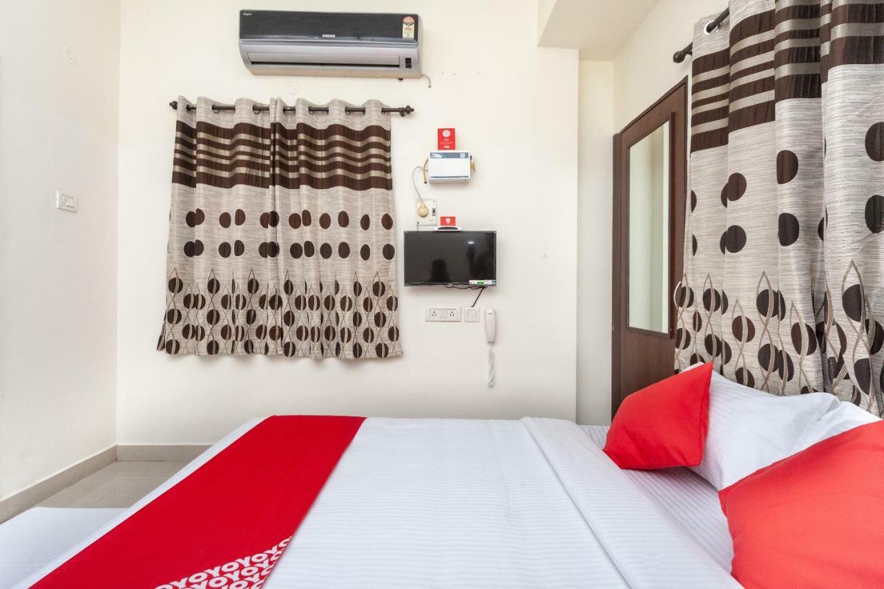 Oyo 22019 Skye Service Apartments Csennai Kültér fotó